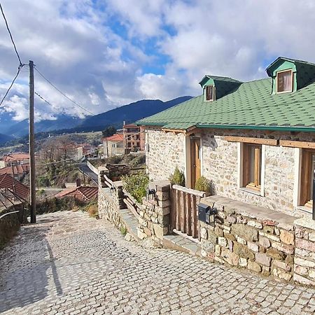 The House In The Cobbled Road Villa Karpenisi Exterior photo